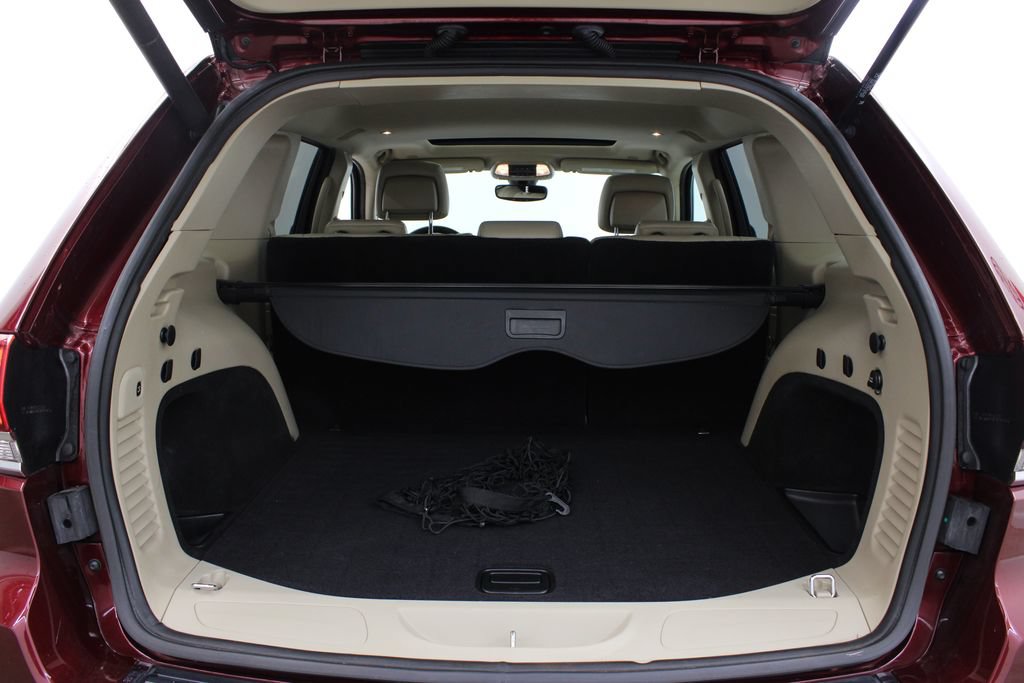 Used 2020 Jeep Grand Cherokee Limited w/ Premium Lighting Group RWD image 32