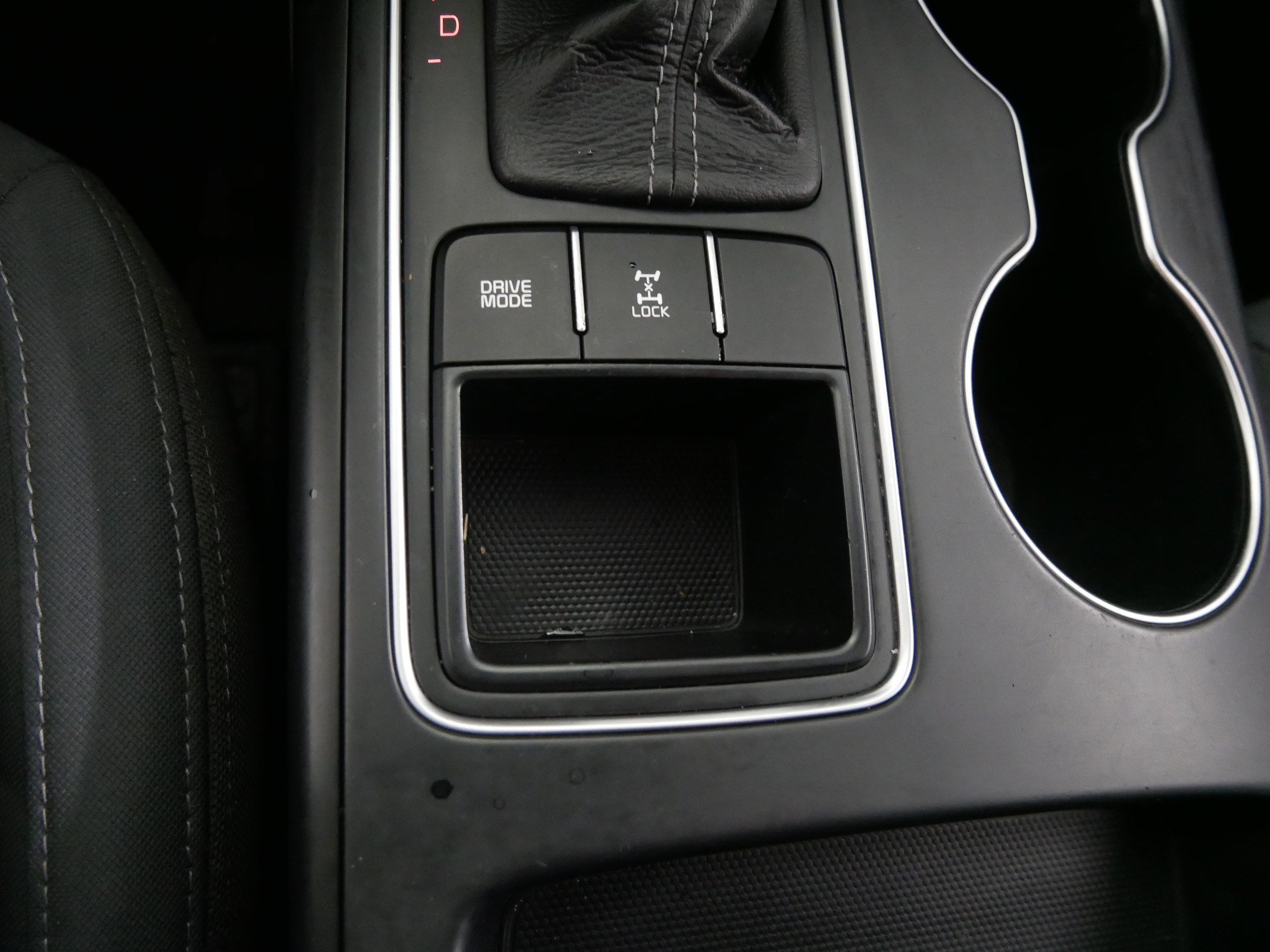 Used 2017 Kia Sorento AWD image 29
