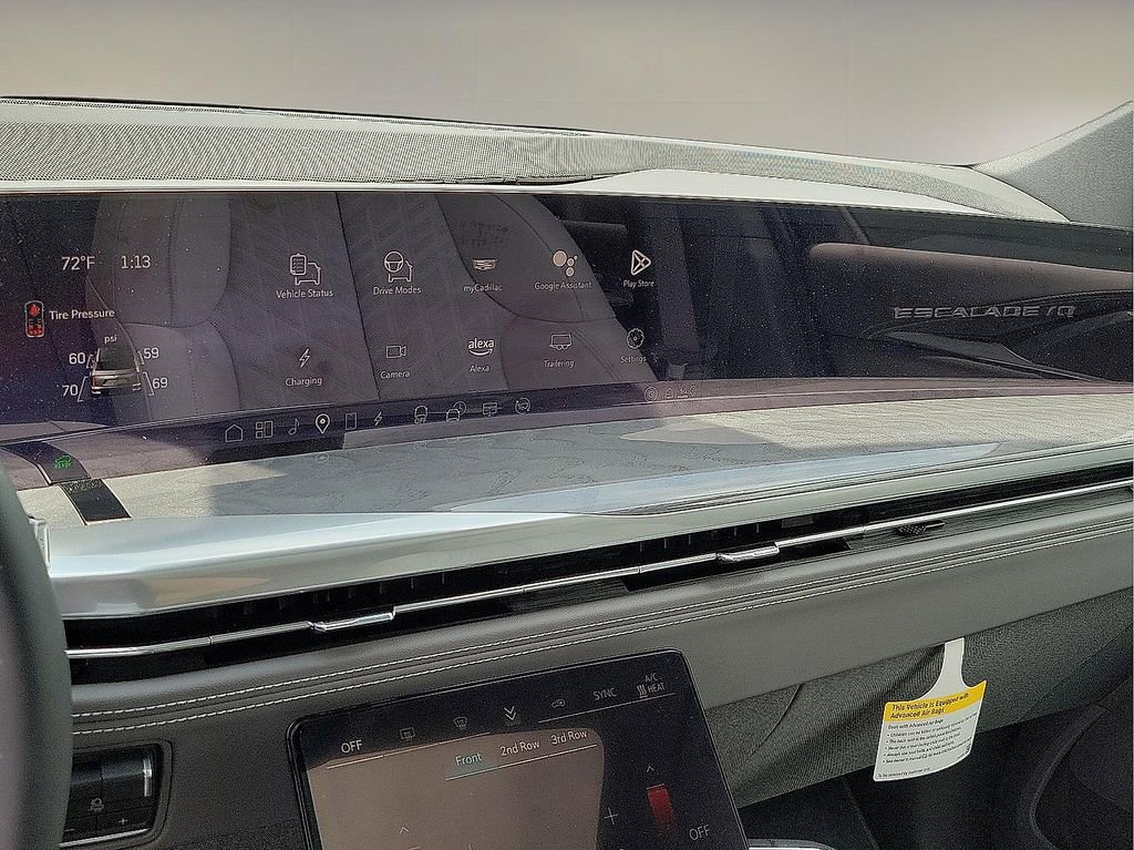New 2025 Cadillac Escalade IQ Sport 1 w/ LPO, ONYX Package AWD/4WD image 13