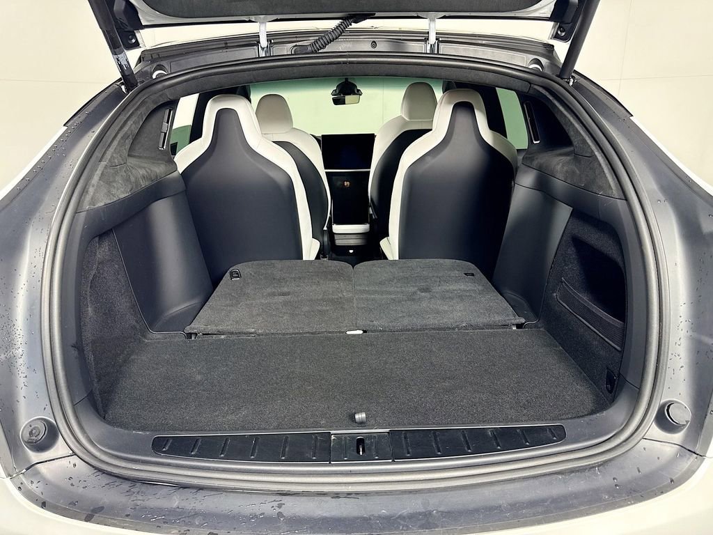 Used 2022 Tesla Model X Plaid image 29