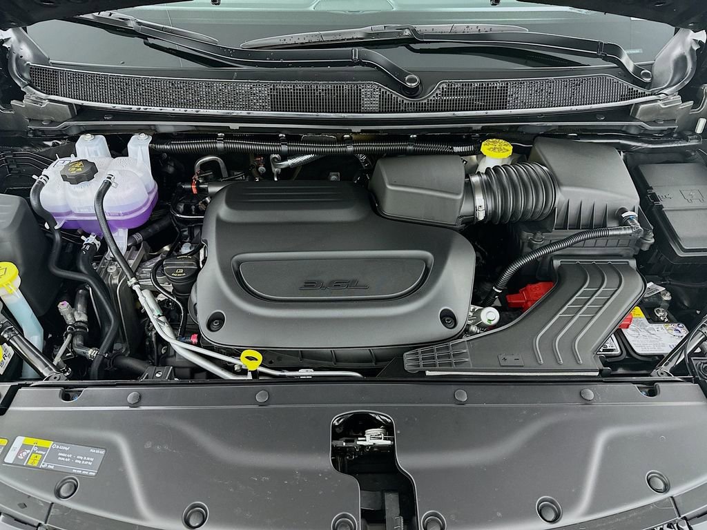 New 2026 Chrysler Pacifica Select image 18