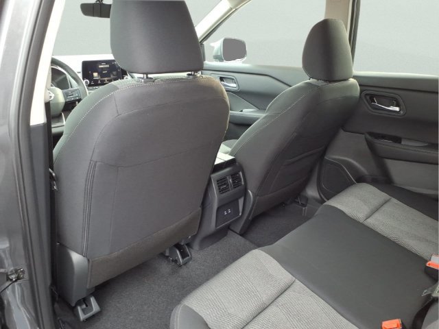 New 2026 Nissan Rogue SV AWD/4WD image 13