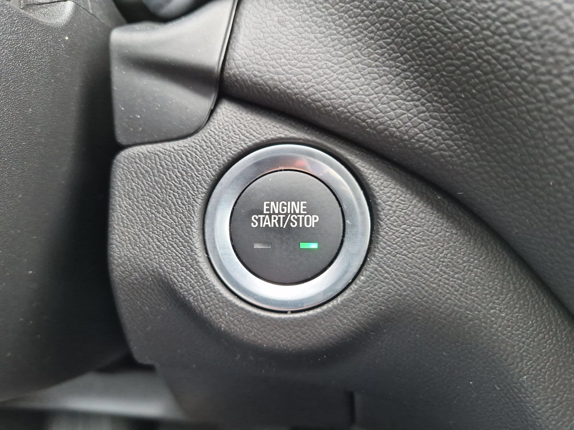 Certified 2024 Chevrolet Equinox LT FWD image 17