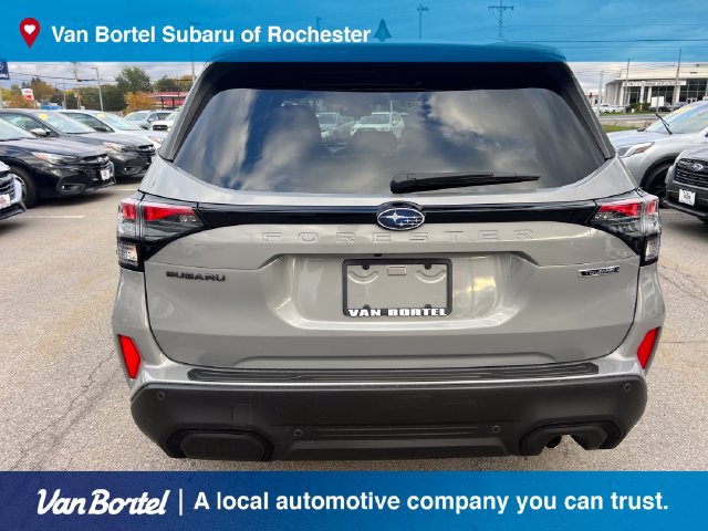 Certified 2025 Subaru Forester Touring AWD/4WD image 5