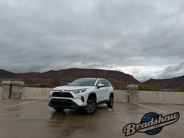 Used 2024 Toyota RAV4 XLE Premium w/ Weather Package AWD/4WD image 1