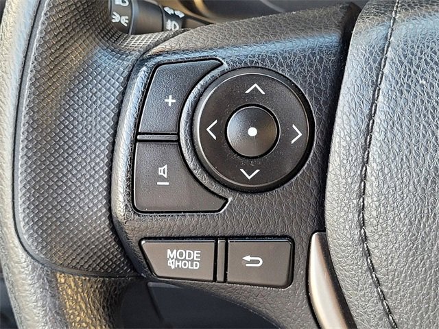 Used 2013 Toyota RAV4 XLE image 29