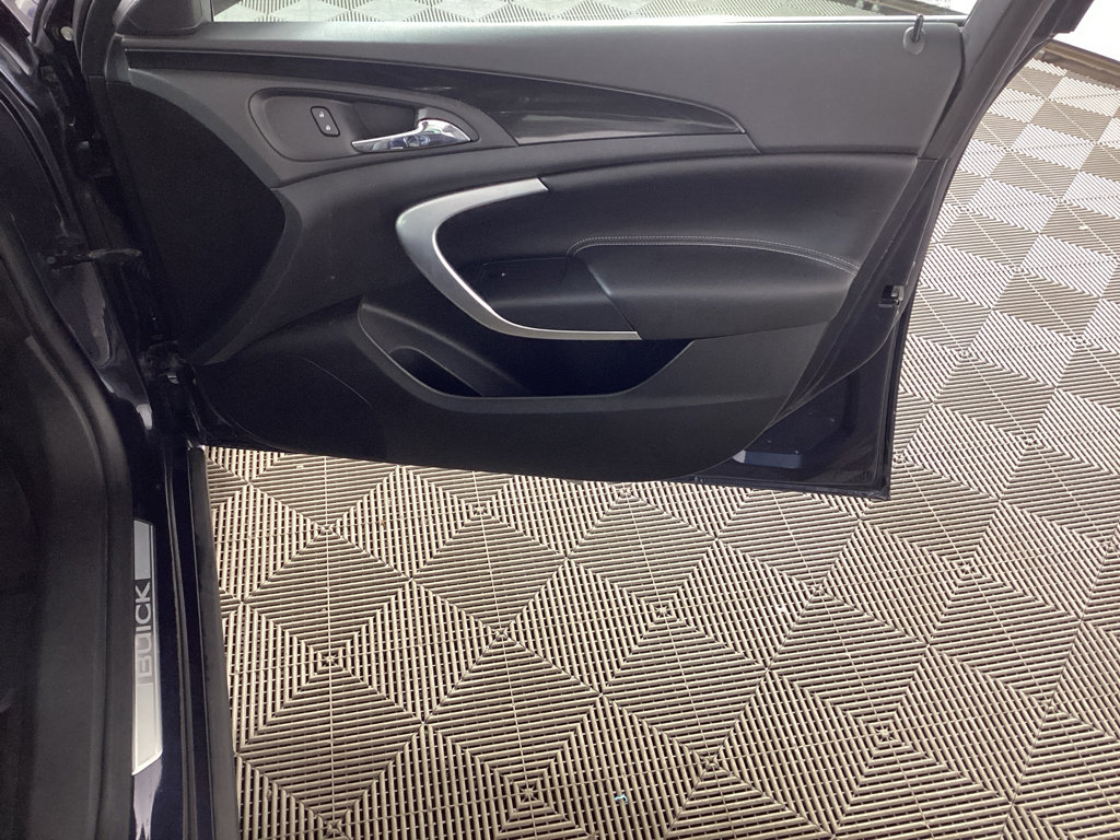 Used 2014 Buick Regal image 9