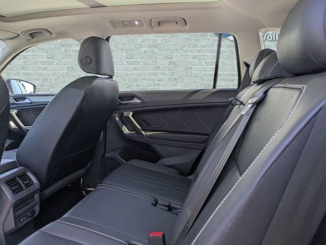 Certified 2023 Volkswagen Tiguan SE w/ Panoramic Sunroof Package FWD image 16