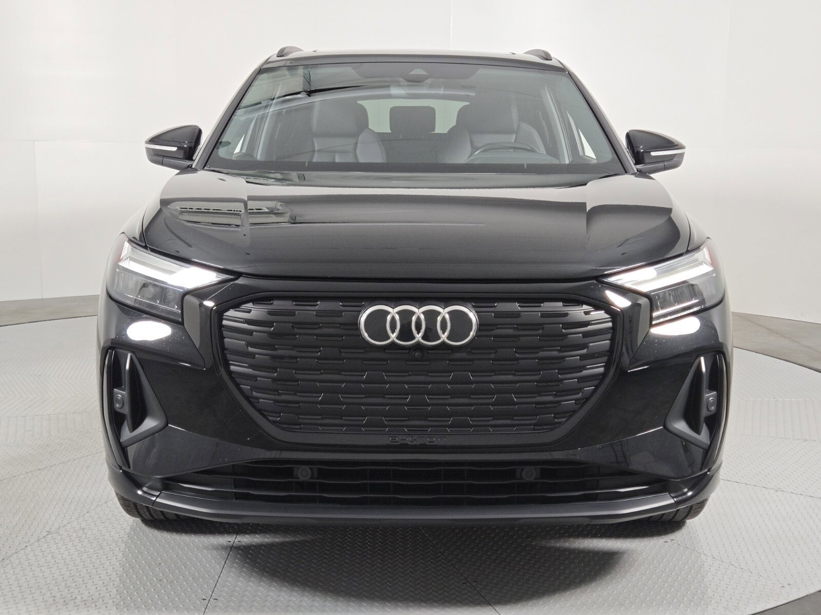 Used 2022 Audi Q4 e-tron Premium Plus w/ Premium Plus video 2