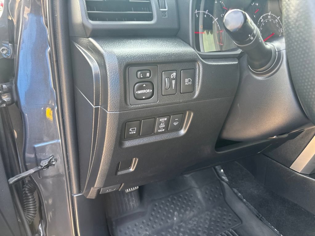 Used 2022 Toyota 4Runner SR5 Premium AWD/4WD image 41