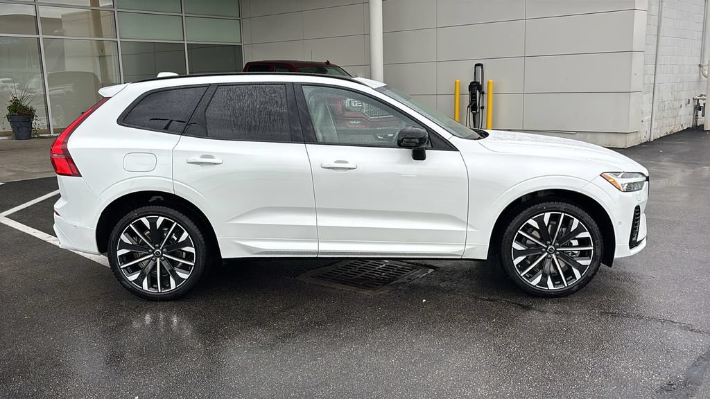 New 2026 Volvo XC60 T8 Ultra w/ Protection Package Premier AWD/4WD image 26