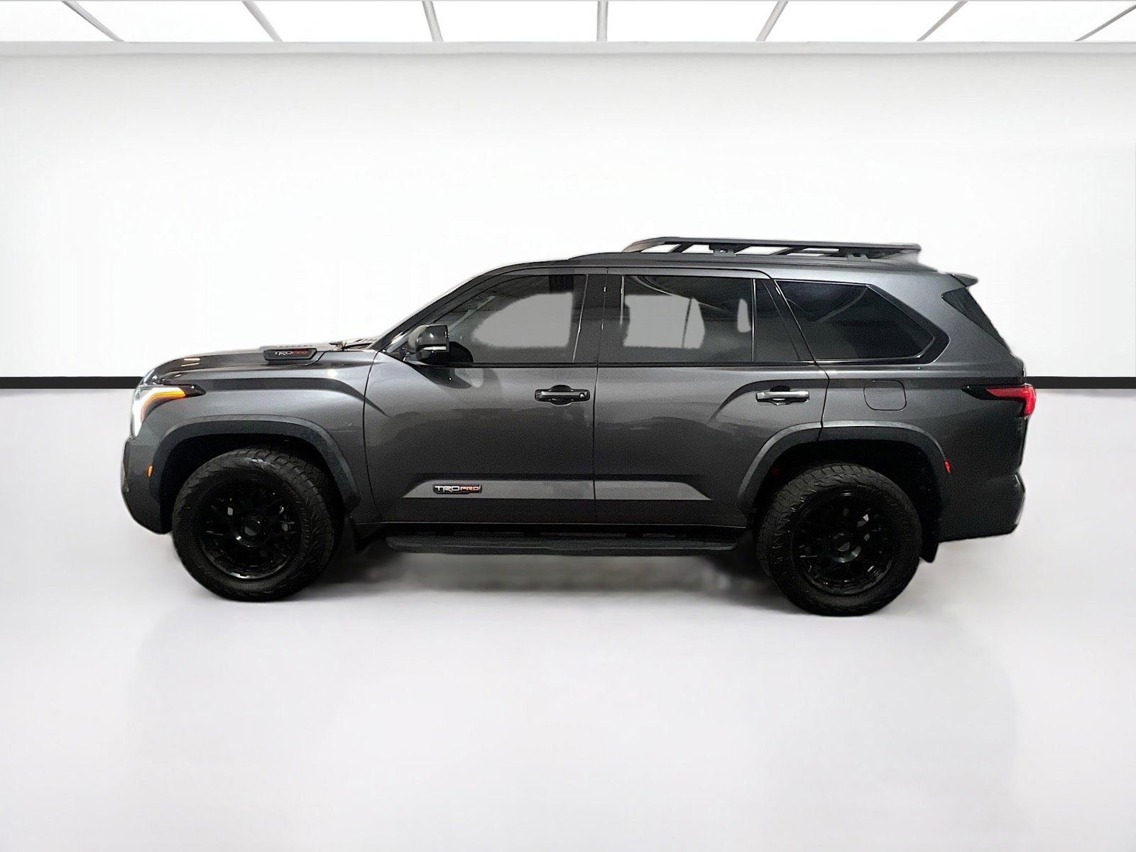 Used 2023 Toyota Sequoia TRD Pro AWD/4WD image 23