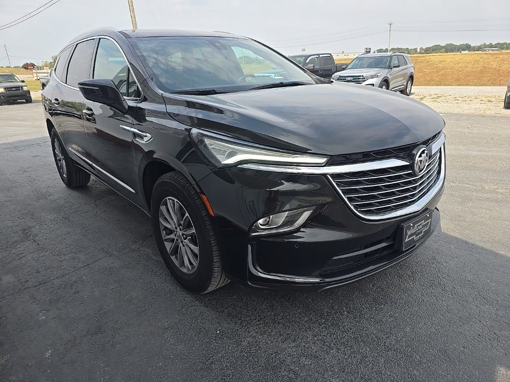 Used 2024 Buick Enclave Premium image 9