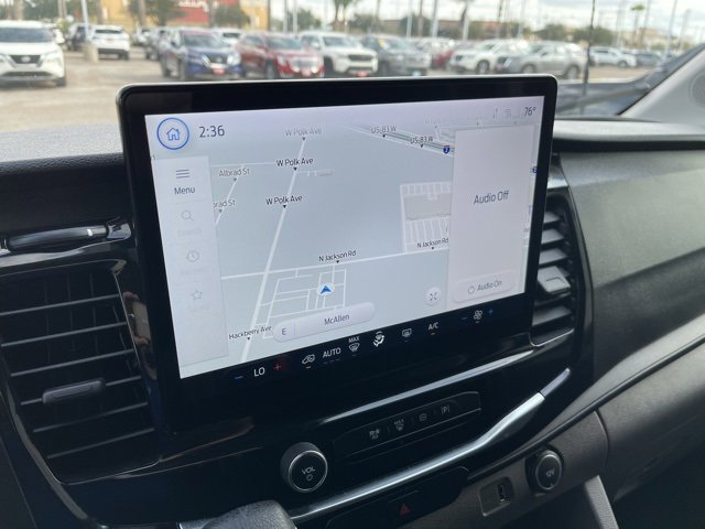 Used 2023 Ford Transit 350 XLT image 11