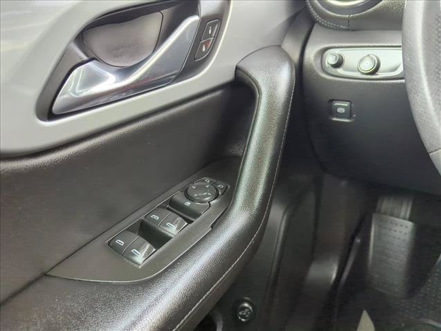 Used 2021 Chevrolet Blazer LT FWD image 23