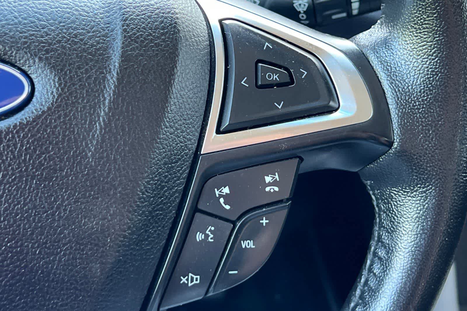 Used 2020 Ford Edge SEL w/ Convenience Package image 32