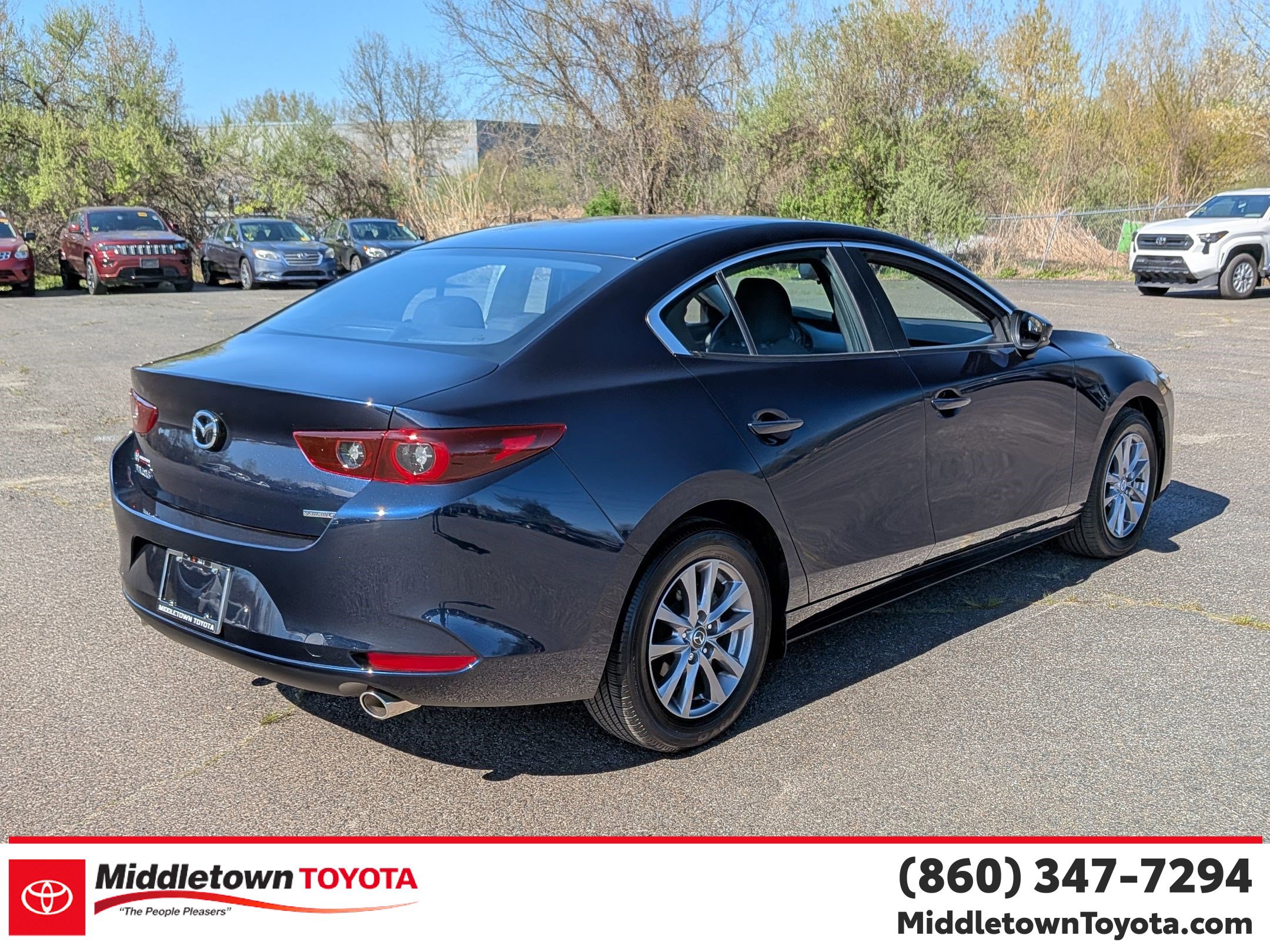 Used 2024 MAZDA MAZDA3 s FWD image 3