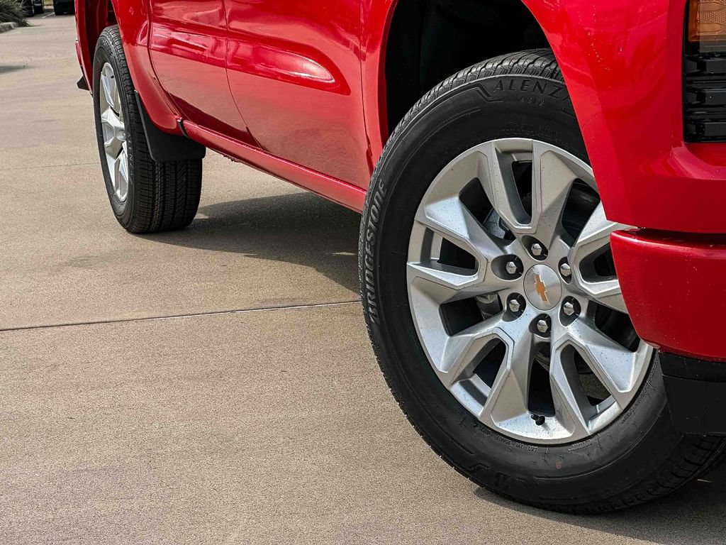 Used 2026 Chevrolet Silverado 1500 Custom RWD image 3