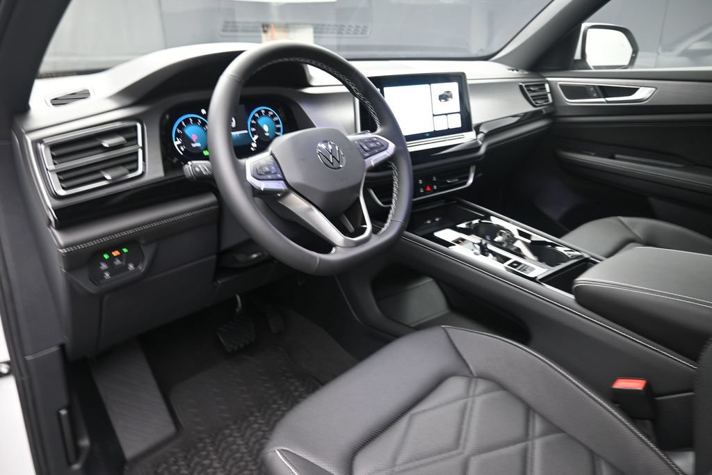 New 2026 Volkswagen Atlas Cross Sport SE FWD image 19