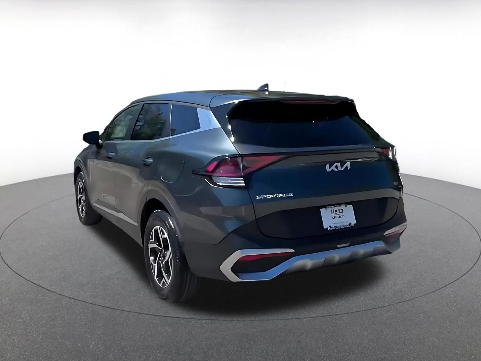 Used 2025 Kia Sportage LX image 11