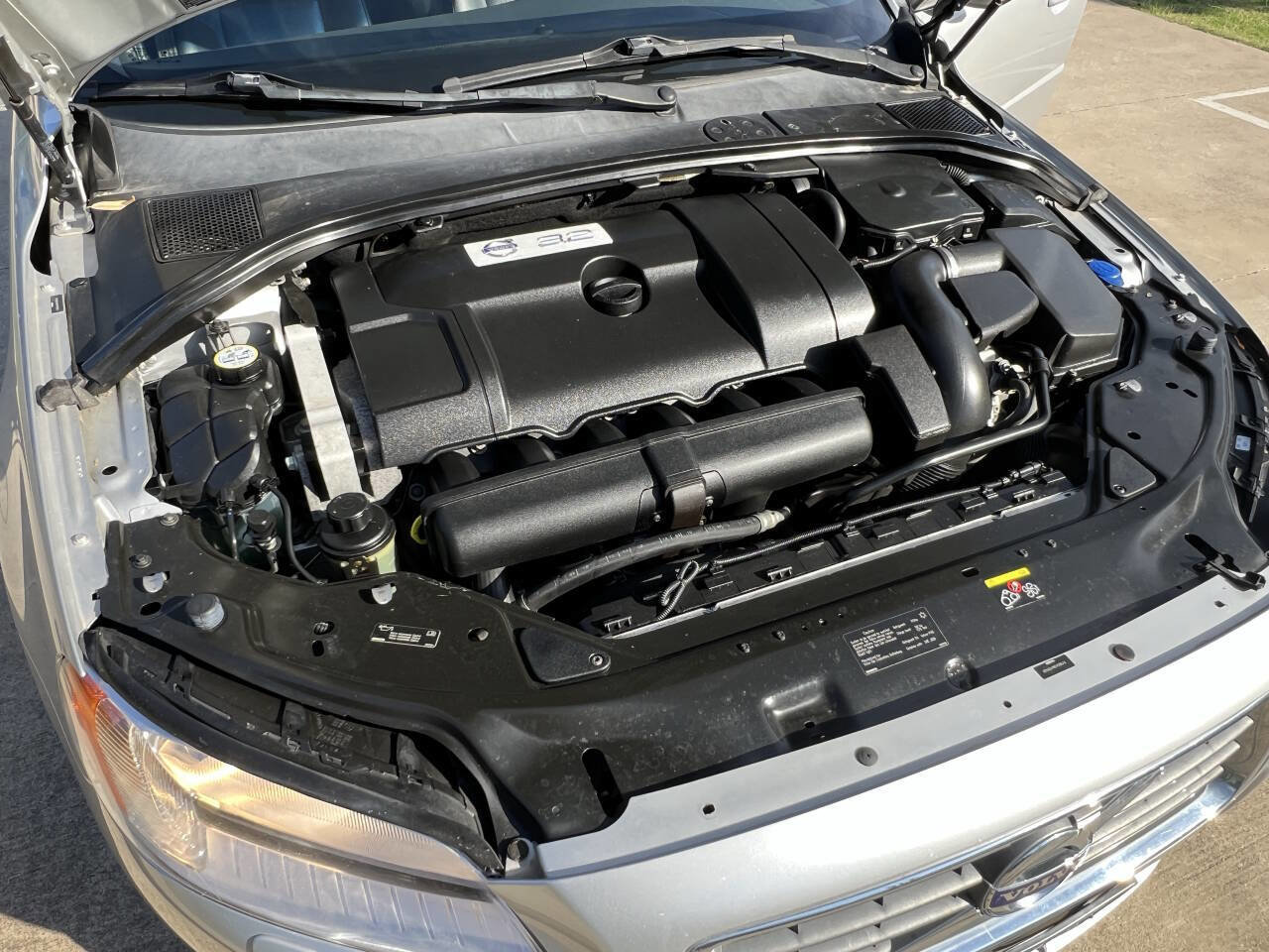 Used 2010 Volvo S80 3.2 image 22