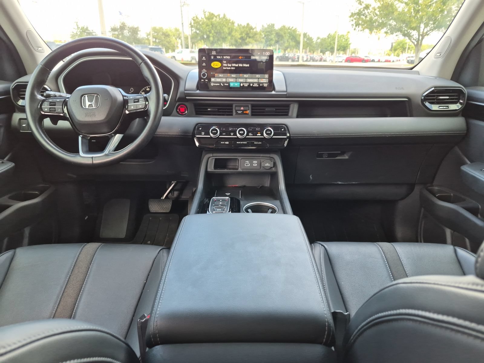 Used 2023 Honda Pilot Touring image 29