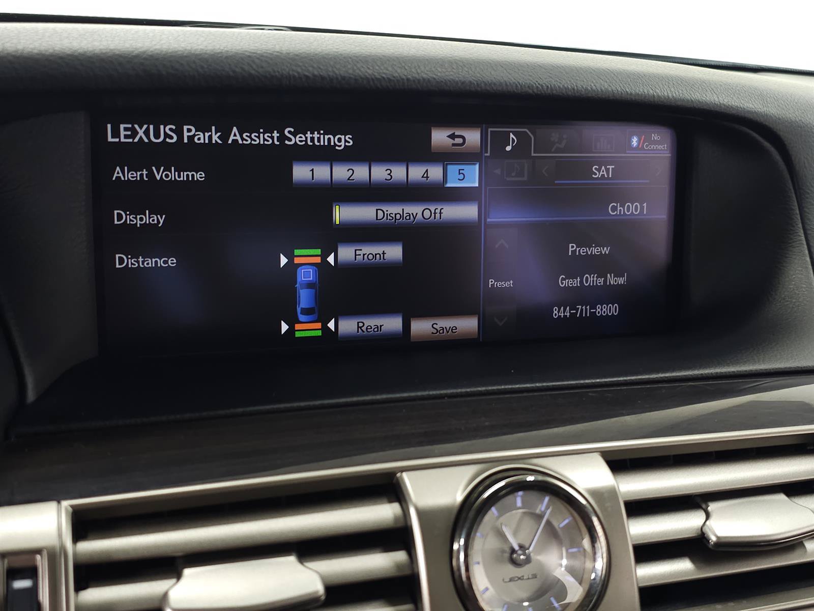 Used 2014 Lexus LS 460 AWD w/ Comfort Package image 26