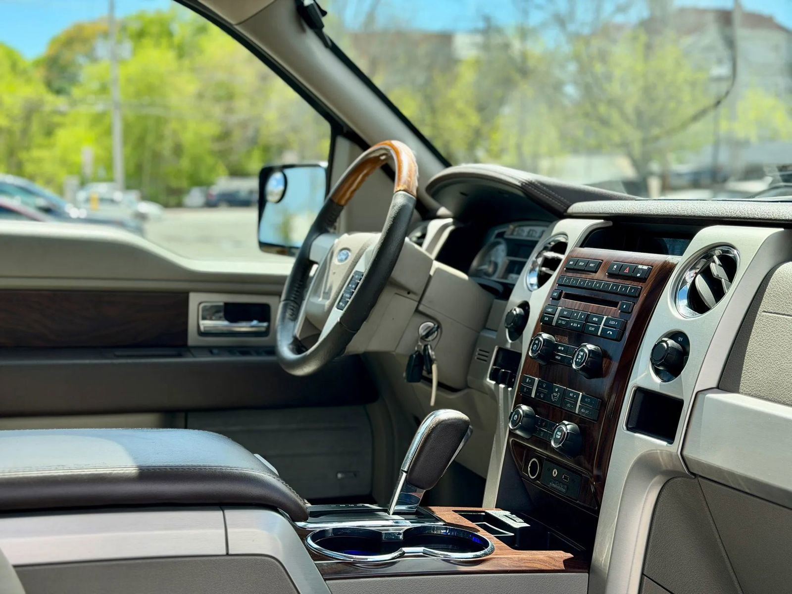 Used 2010 Ford F150 Harley-Davidson AWD/4WD image 15