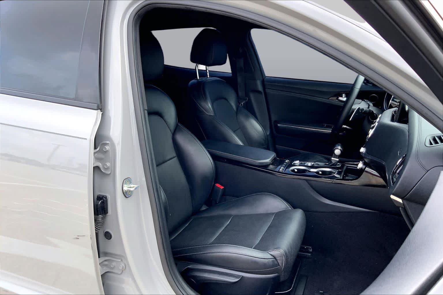 Used 2022 Kia Stinger GT-Line RWD image 9