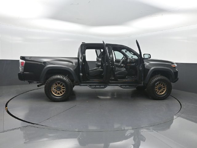 Used 2023 Toyota Tacoma TRD Off-Road AWD/4WD image 36