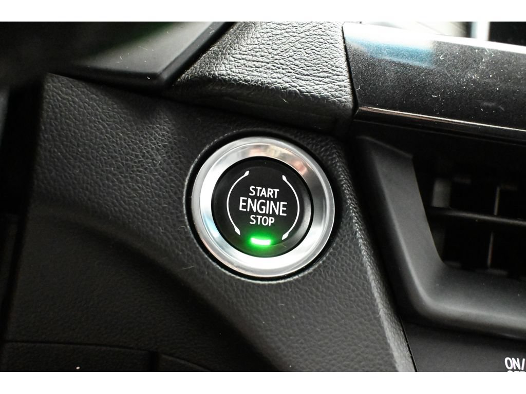 Used 2021 Cadillac CT4 Luxury w/ Cold Weather Package AWD/4WD image 48