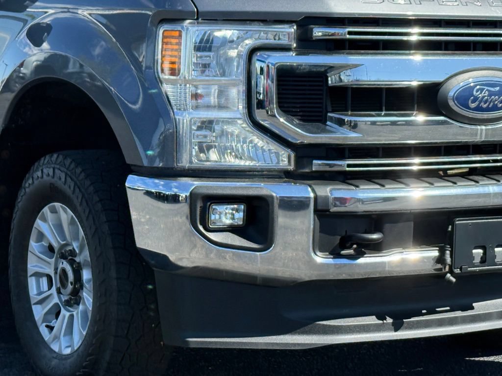 Used 2021 Ford F350 XLT w/ XLT Value Package AWD/4WD image 2
