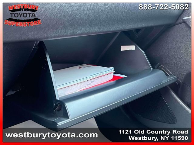 Used 2022 Toyota Corolla Cross LE w/ Moonroof Package image 30