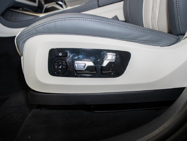 Used 2026 BMW ALPINA XB7 AWD/4WD image 15
