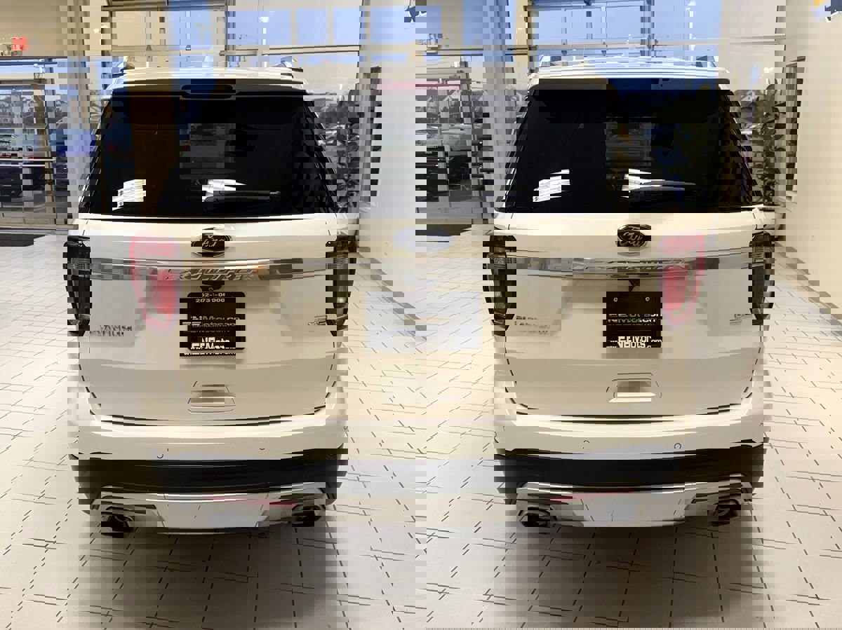 Used 2016 Ford Explorer Platinum image 5