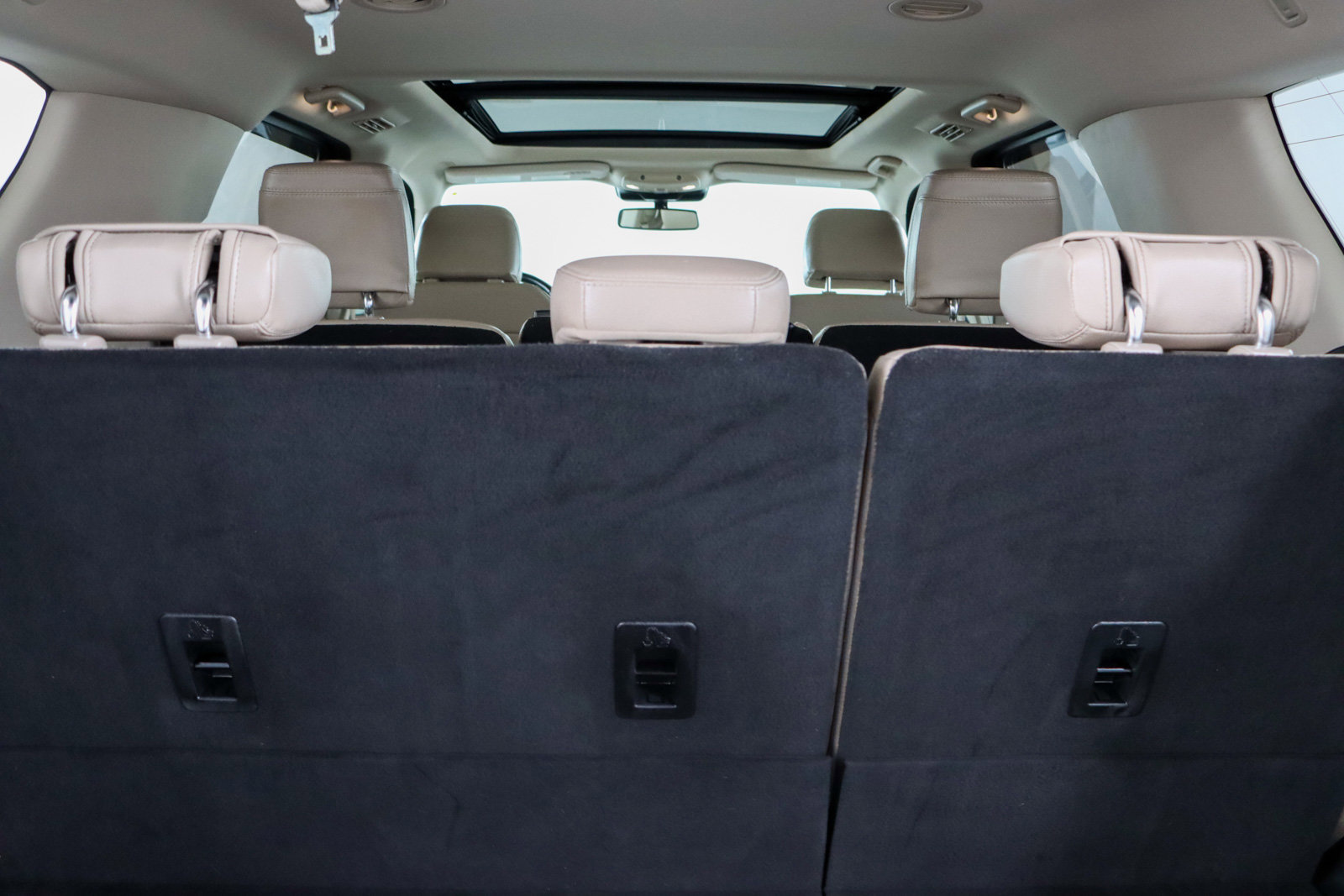 Used 2022 Ford Expedition Limited image 32