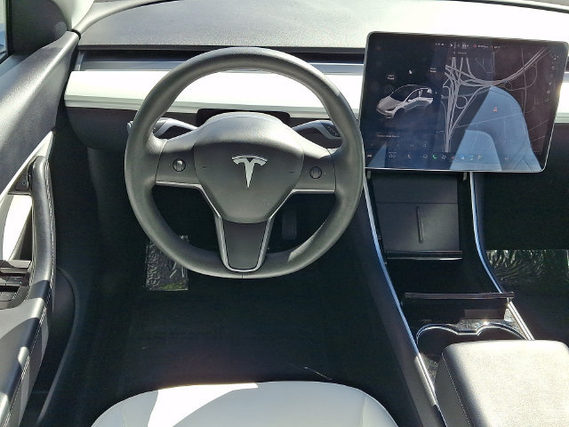 Used 2021 Tesla Model Y Long Range AWD/4WD image 15