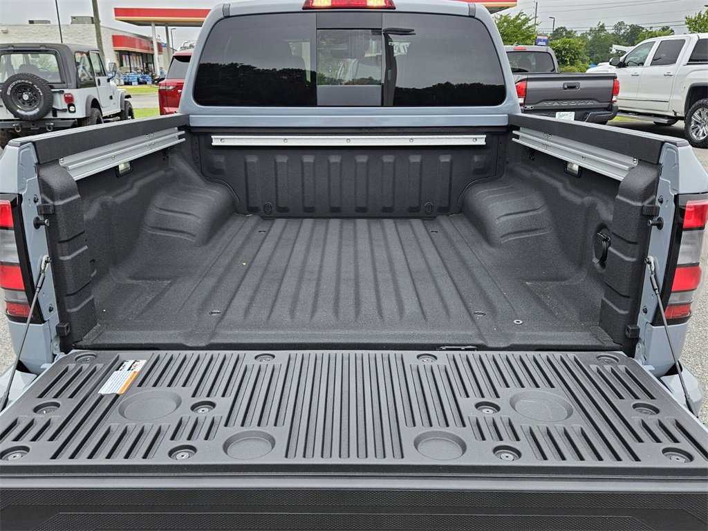 New 2025 Nissan Frontier PRO-4X w/ Pro Premium Package image 9