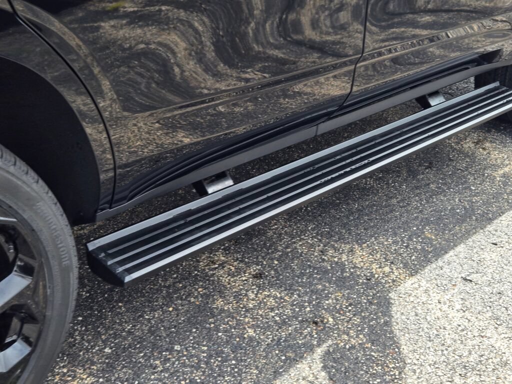 New 2026 Chevrolet Tahoe High Country AWD/4WD image 12