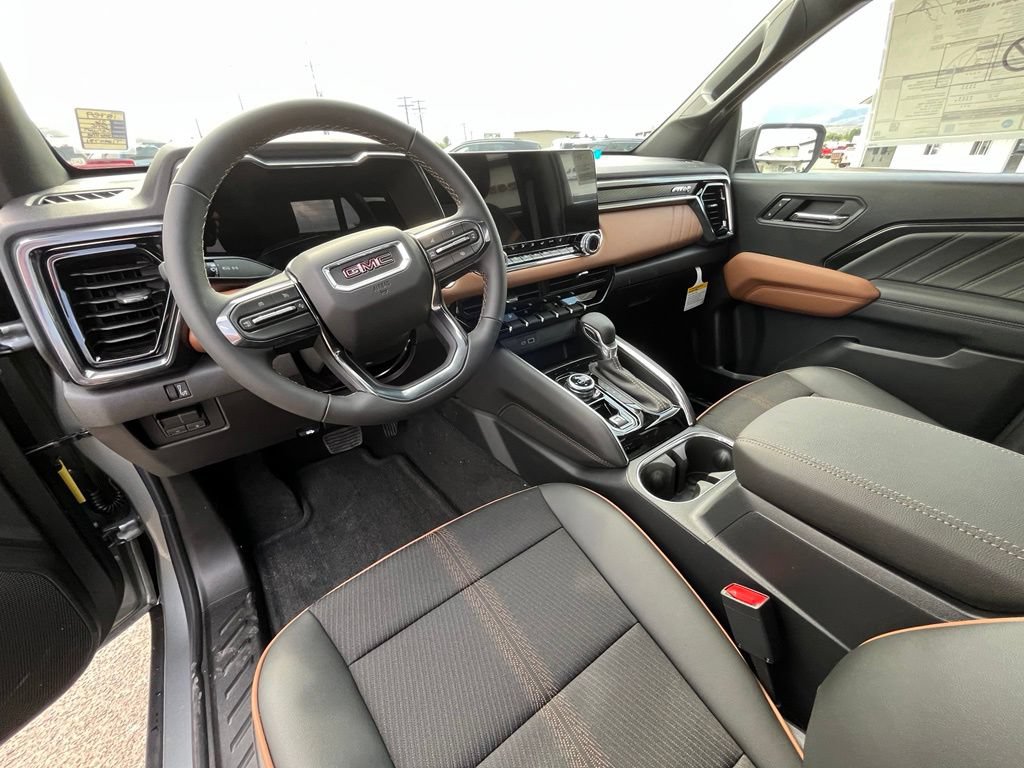 New 2026 GMC Canyon AT4 w/ Technology Plus Package AWD/4WD image 10