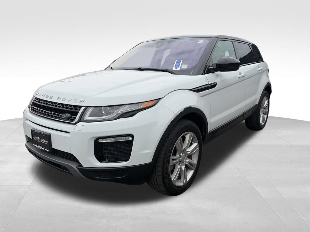 Used 2017 Land Rover Range Rover Evoque SE image 3
