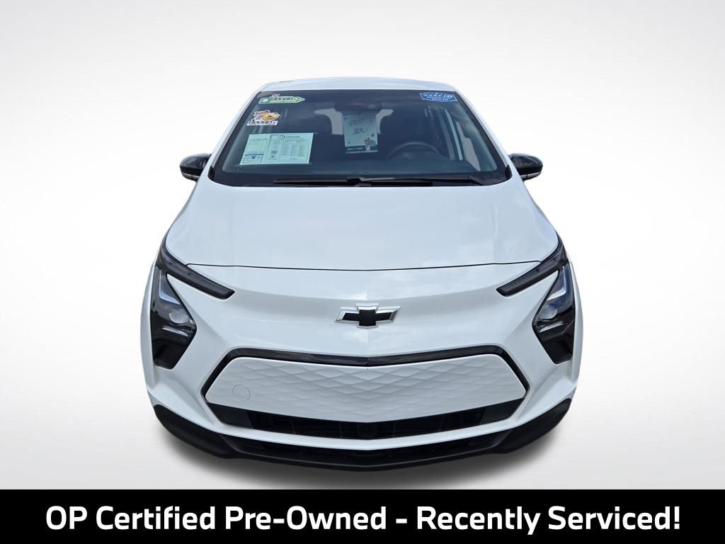 Used 2023 Chevrolet Bolt LT w/ Driver Confidence Package FWD image 3