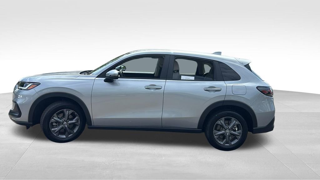 Certified 2026 Honda HR-V LX image 4