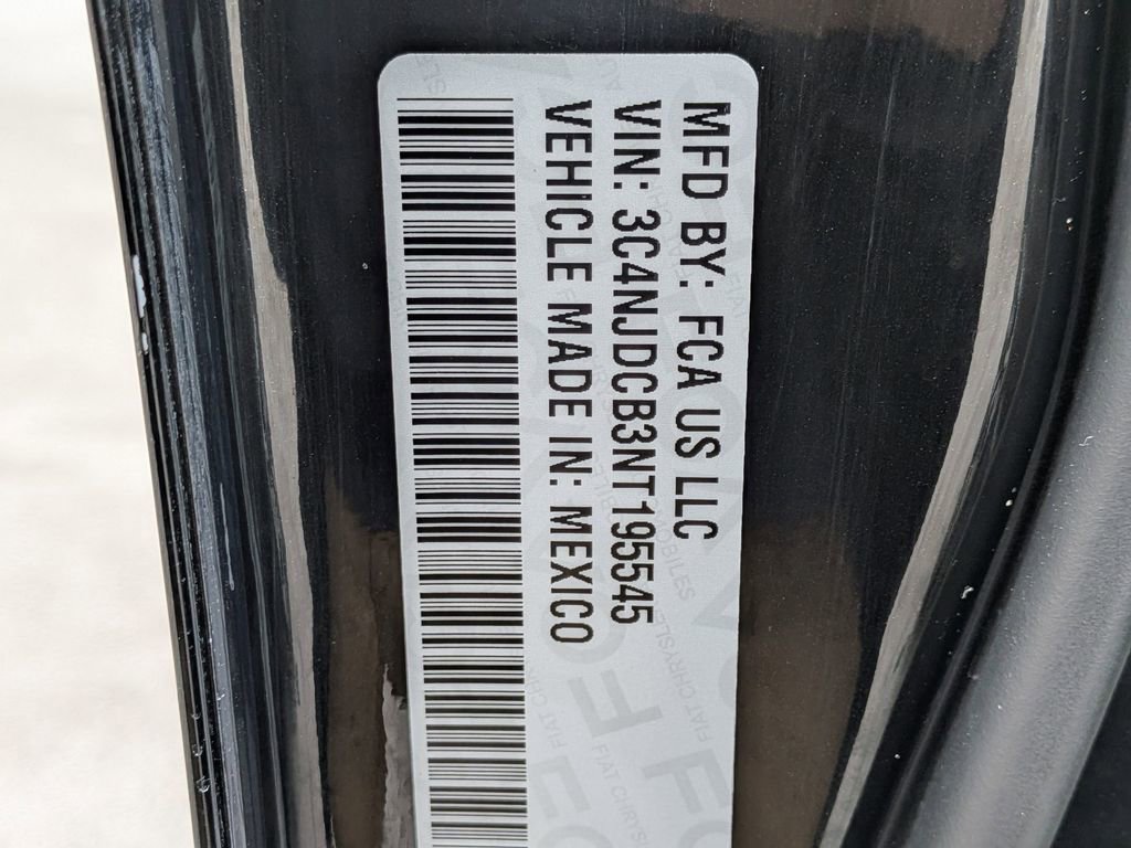 Used 2022 Jeep Compass Limited image 27