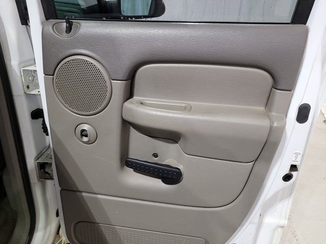 Used 2005 Dodge Ram 2500 Truck SLT w/ Trailer Tow Group image 32