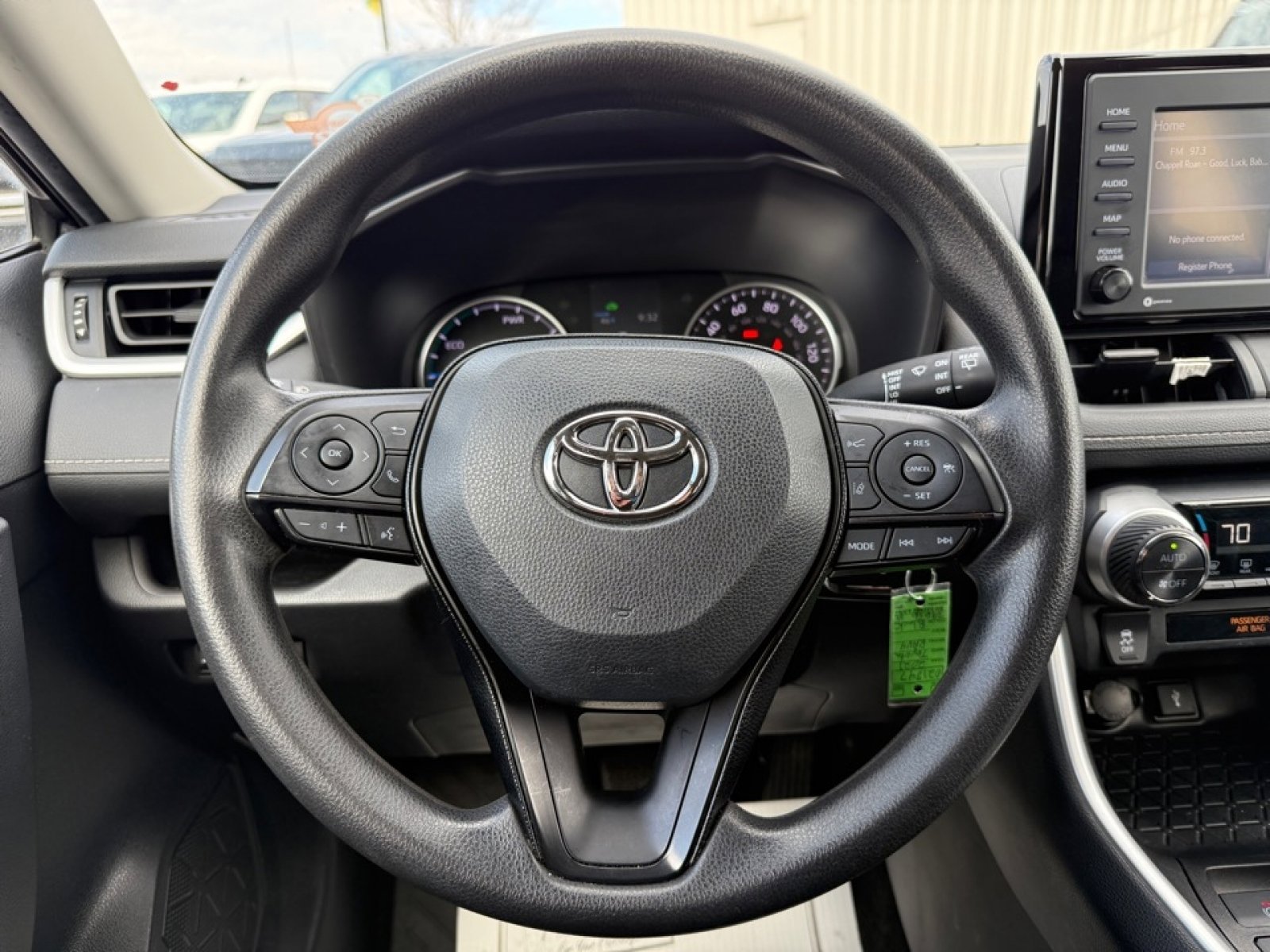 Used 2021 Toyota RAV4 LE AWD/4WD image 18