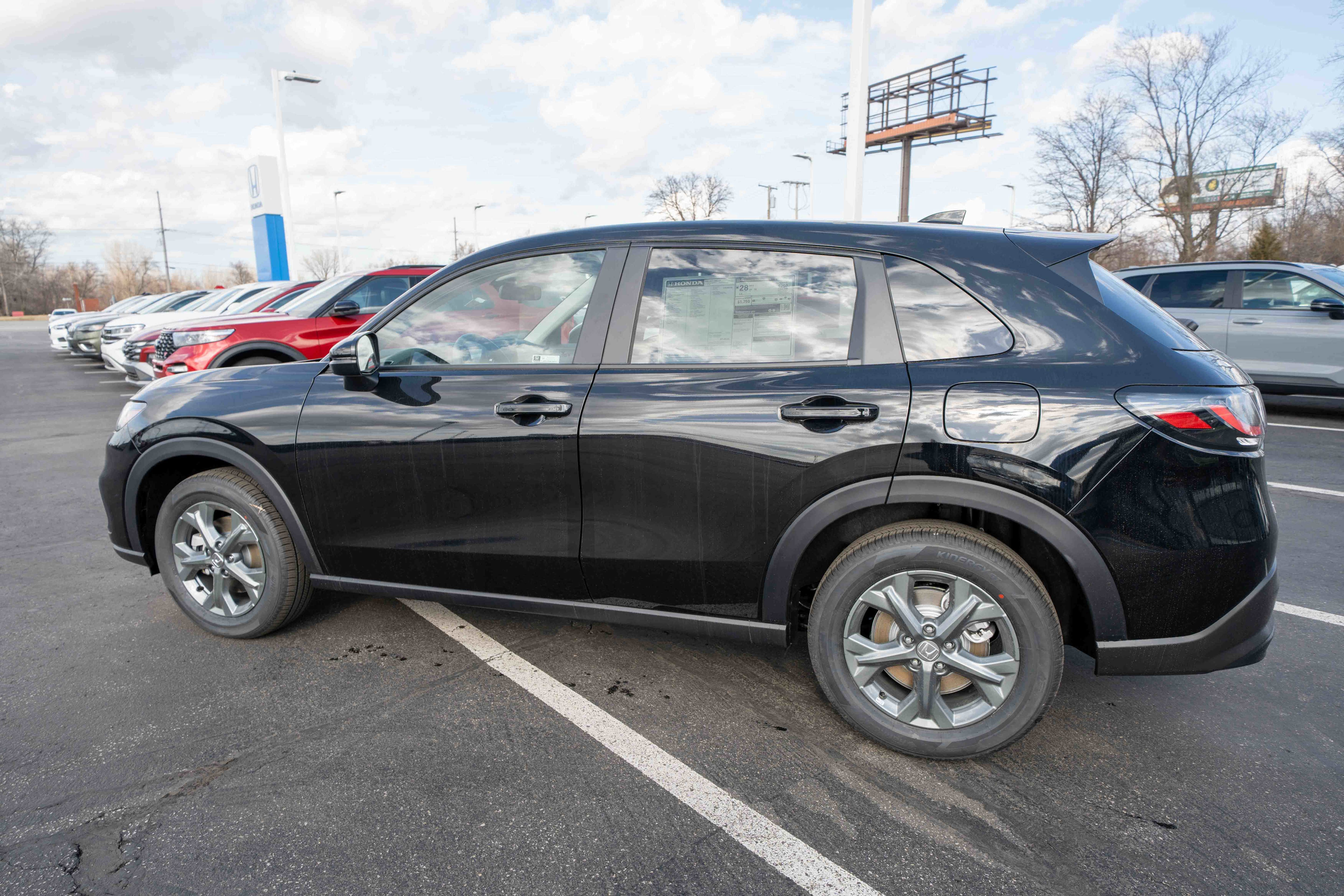 New 2026 Honda HR-V LX image 4