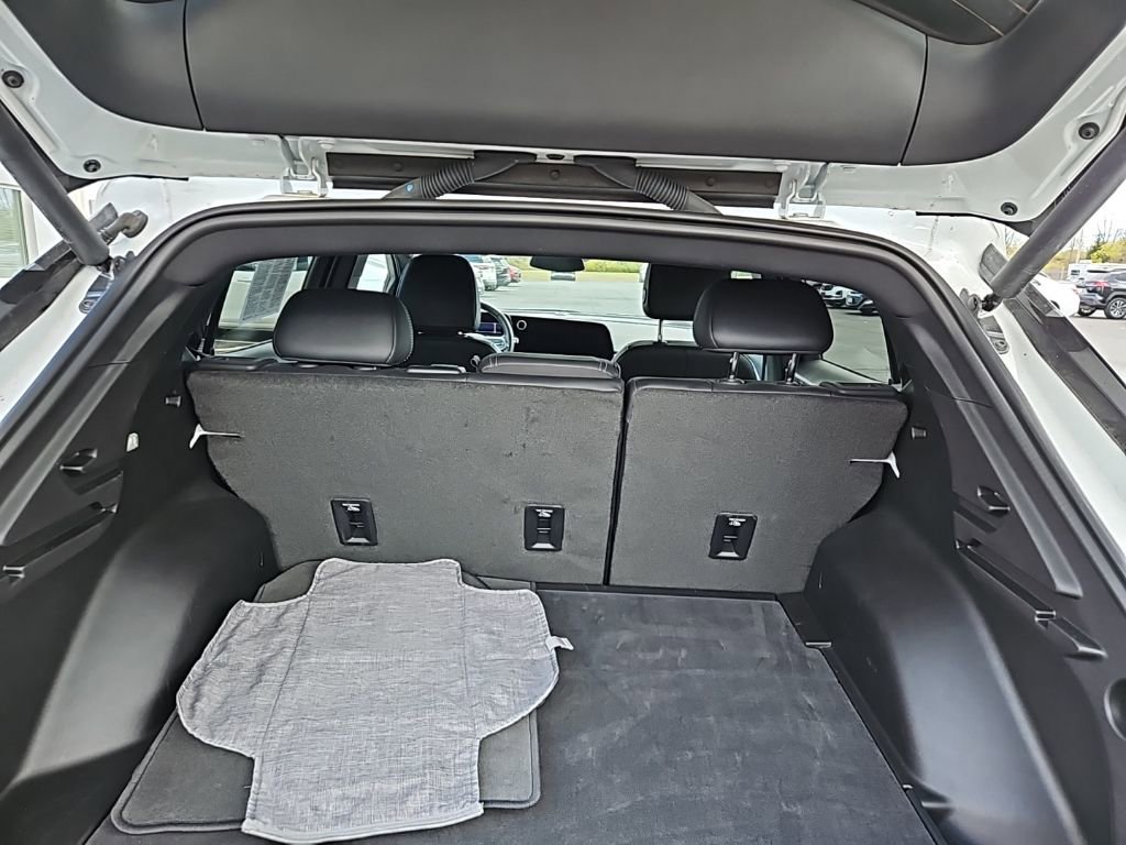 Used 2025 Chevrolet Equinox EV LT w/ Convenience Package image 24