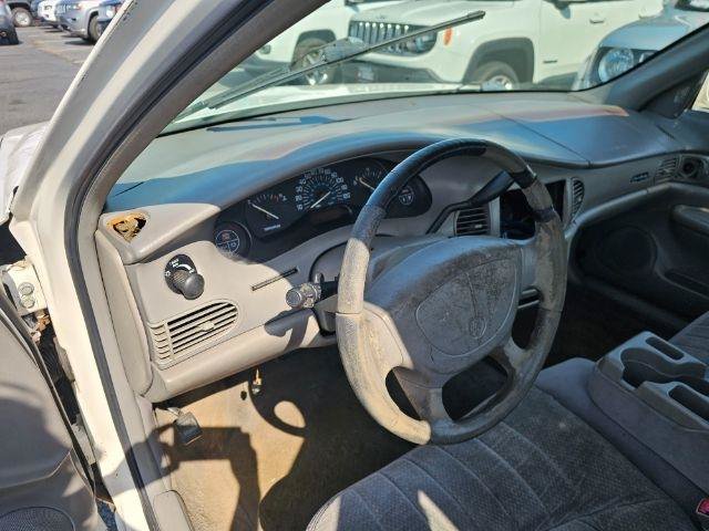 Used 2001 Buick Century Custom w/ Premium Pkg FWD image 7