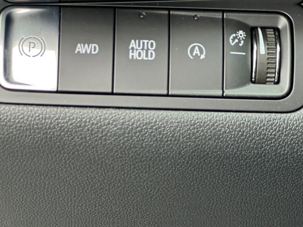 New 2026 Chevrolet Equinox LT w/ Convenience Package II image 18